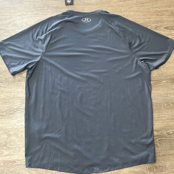 Under Armour Men's HeatGear Camo Performance Tee - Picture 7 of 7